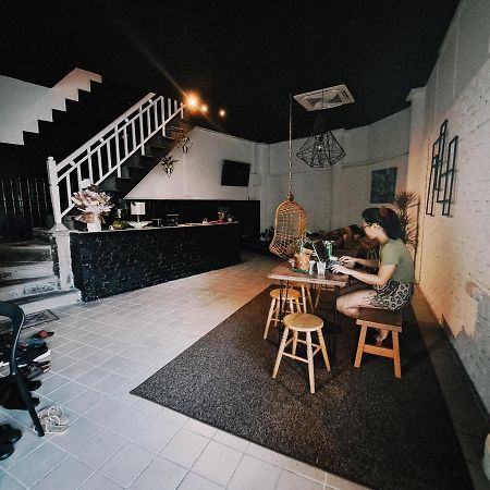 111 Hutton Lane Hostel Georgetown Luaran gambar