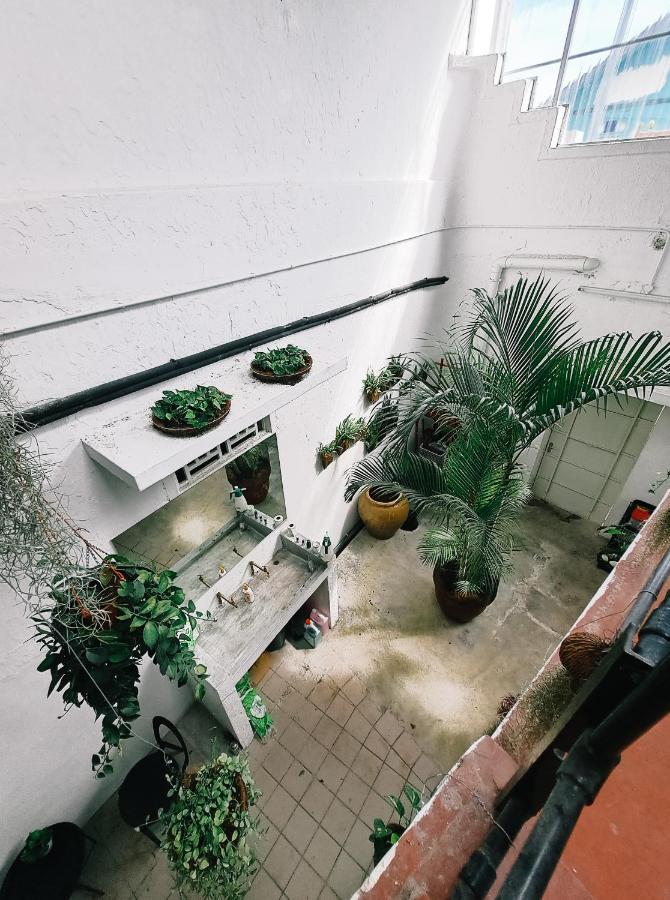 111 Hutton Lane Hostel Georgetown Luaran gambar